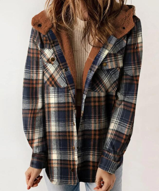 Amelia | Női kockás, kapucnis flaneldzseki