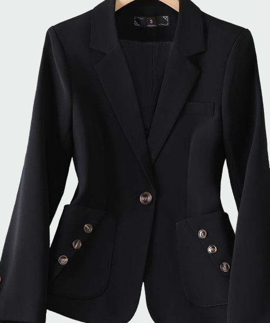 Eszter | Innovatív okosóra egészségfigyeléssel